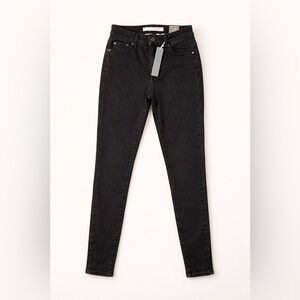 Tractr High Rise Skinny Jeans Black NWT Slim Fit Stretch Denim 0/25